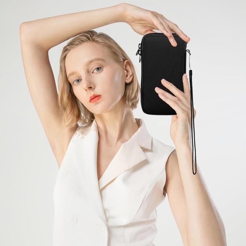 Phone Accessories China - Neopren Fermuarlı Cep Telefonu Çantası Düz